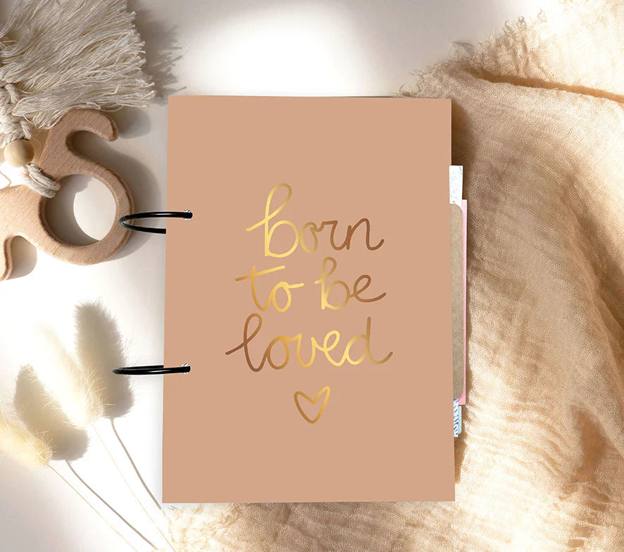 Bewaarbundel born to be loved goudfolie