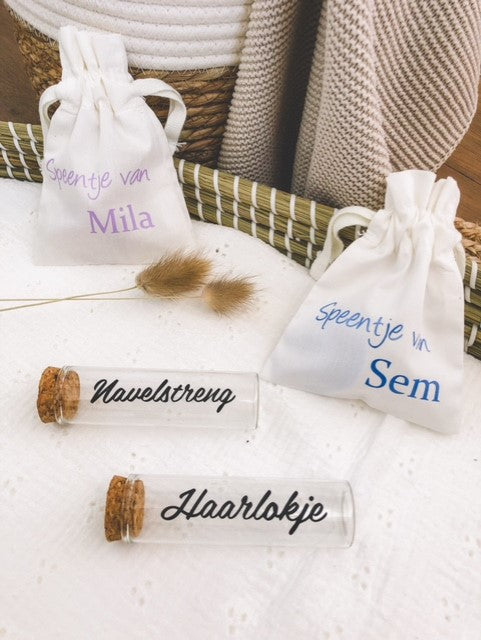 Bewaarbuisje navelstreng, haarlok