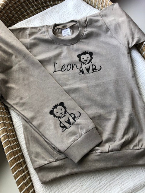 Pyjama met naam - leeuw