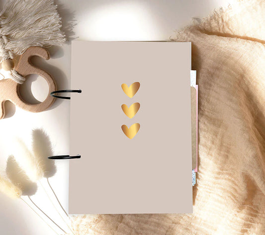 bewaarbundel geboortekaartjes hartjes goudfolie 